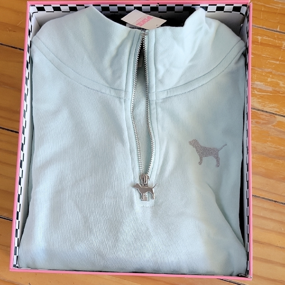 🆕️2018 VS PiNk 2pc Set.$118 - Picture 10 of 11